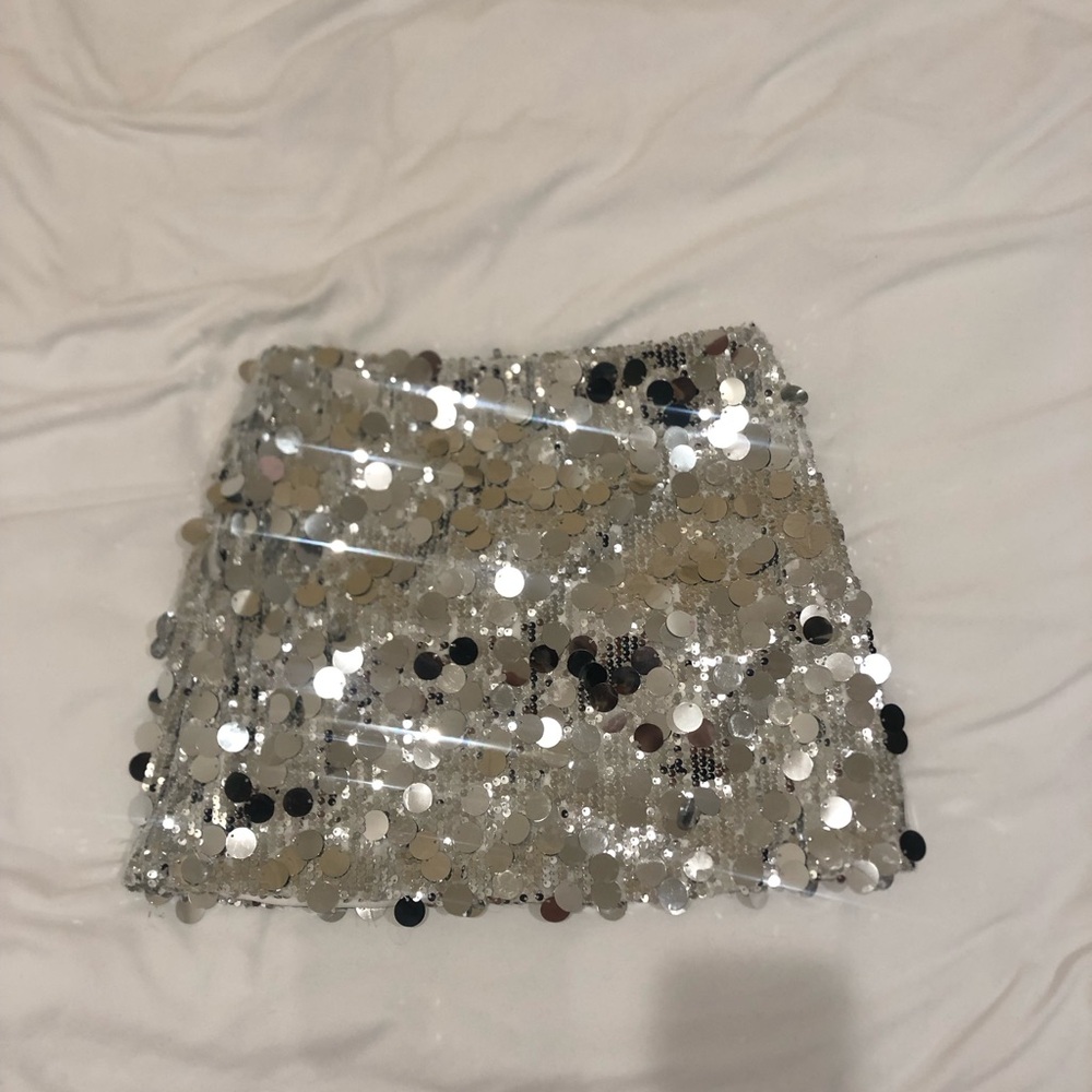 French Kyss Silver Sequin Mini Skirt Cocktail